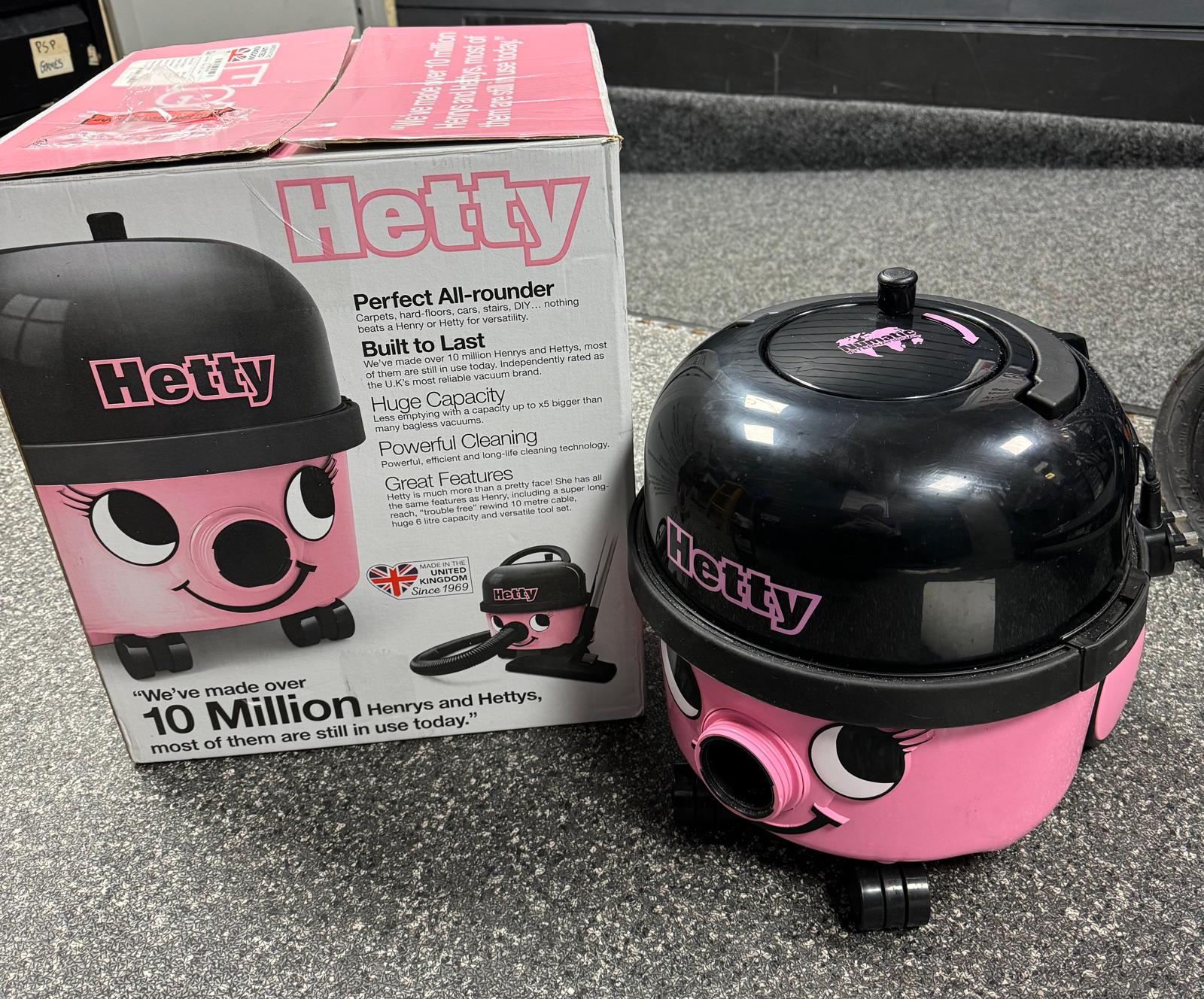 Hetty Pet Corded Bagged Cylinder Vacuum Cleaner 160