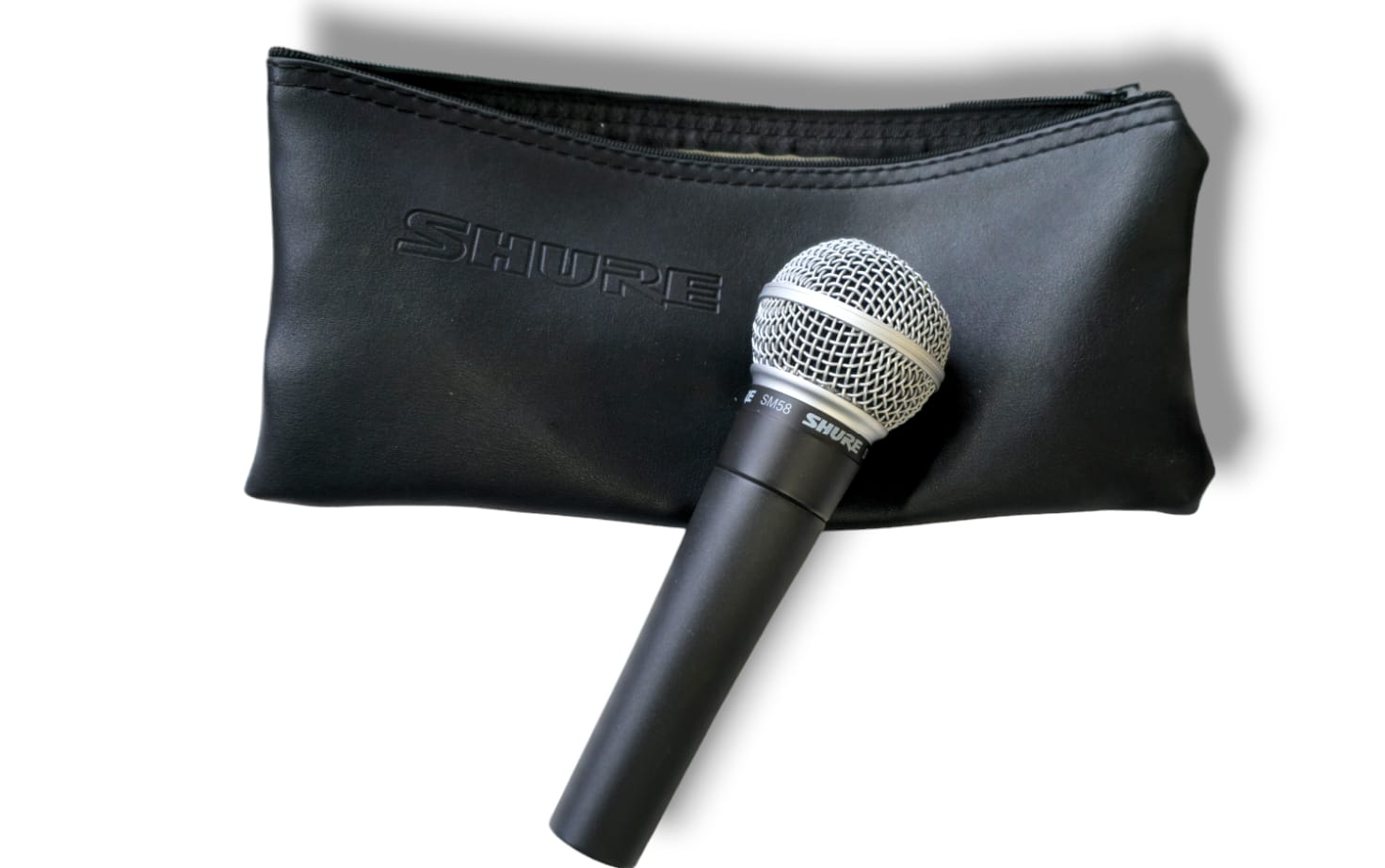 Shure SM58 microphone with carry bag