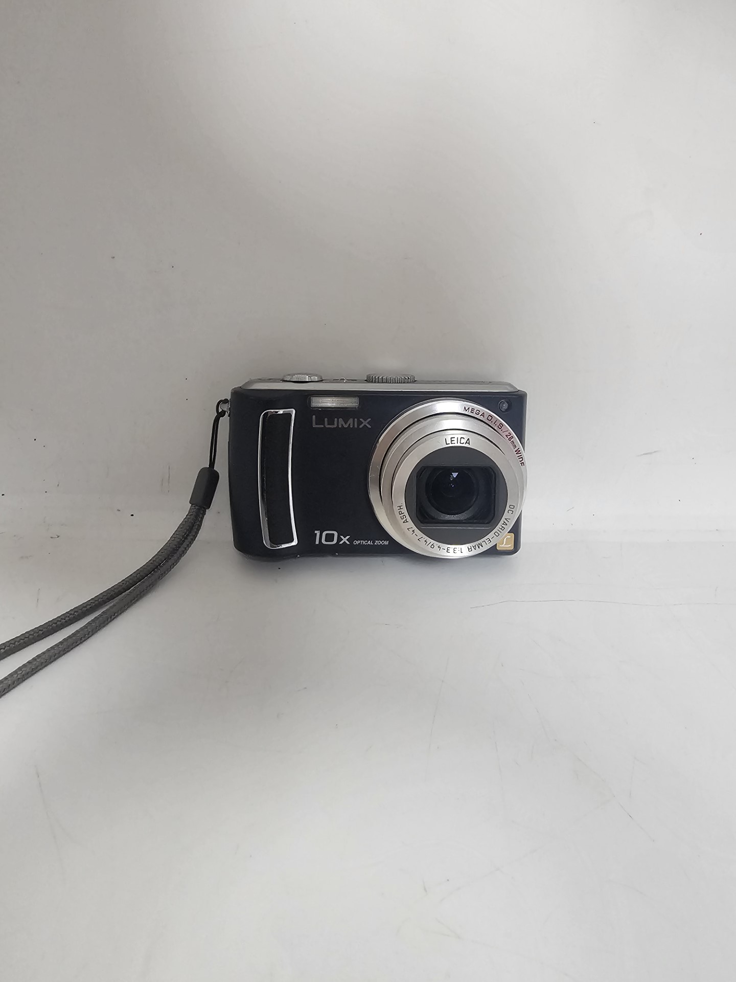 Panasonic Lumix Camera DCM-TZ4