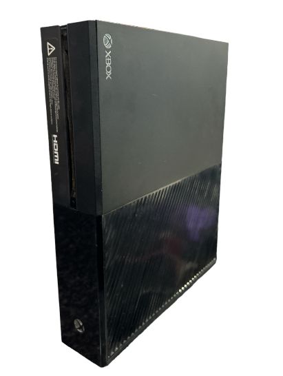 Xbox One 500gb - No controller 