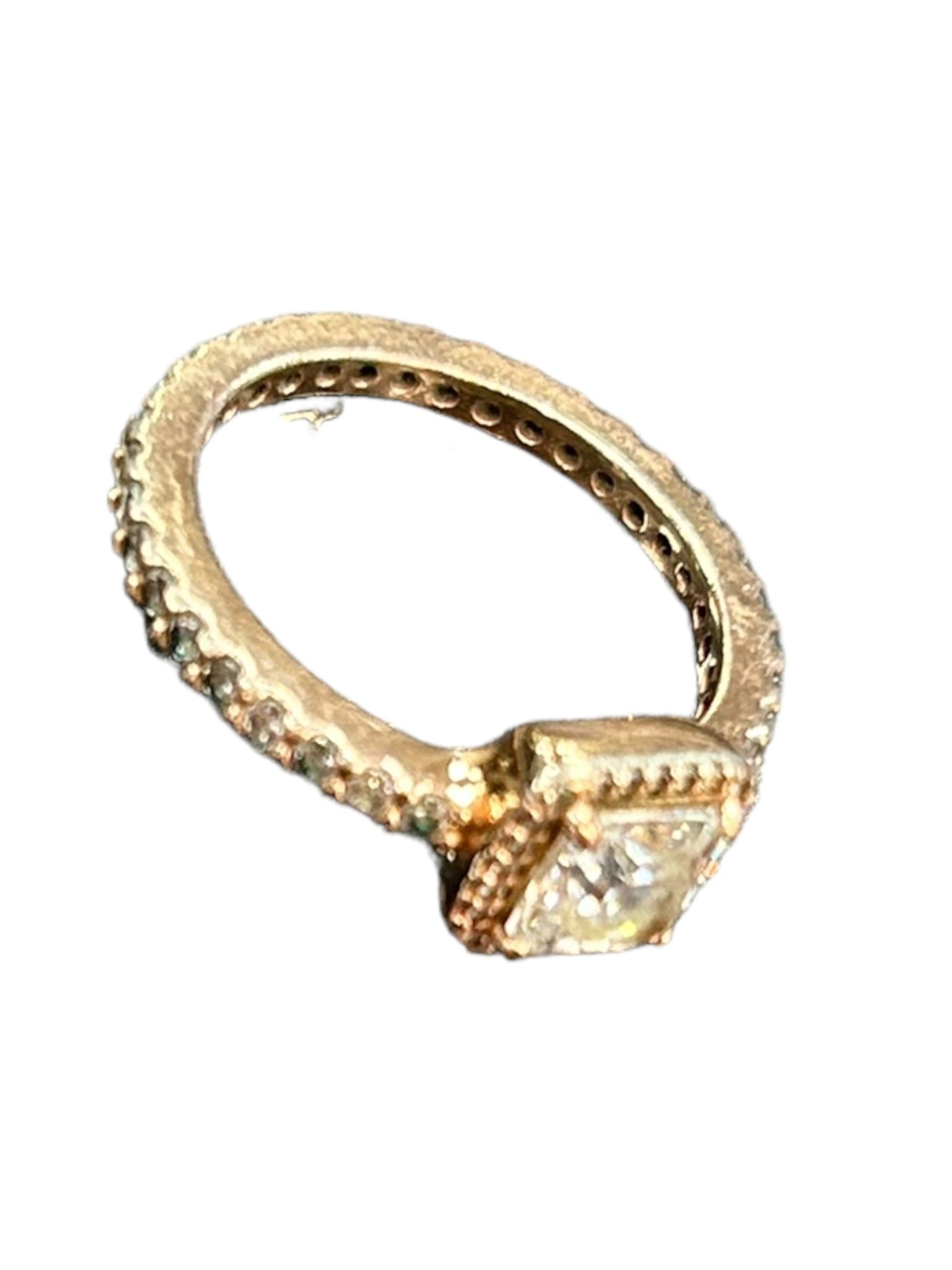 Rose Gold Gem Ring 