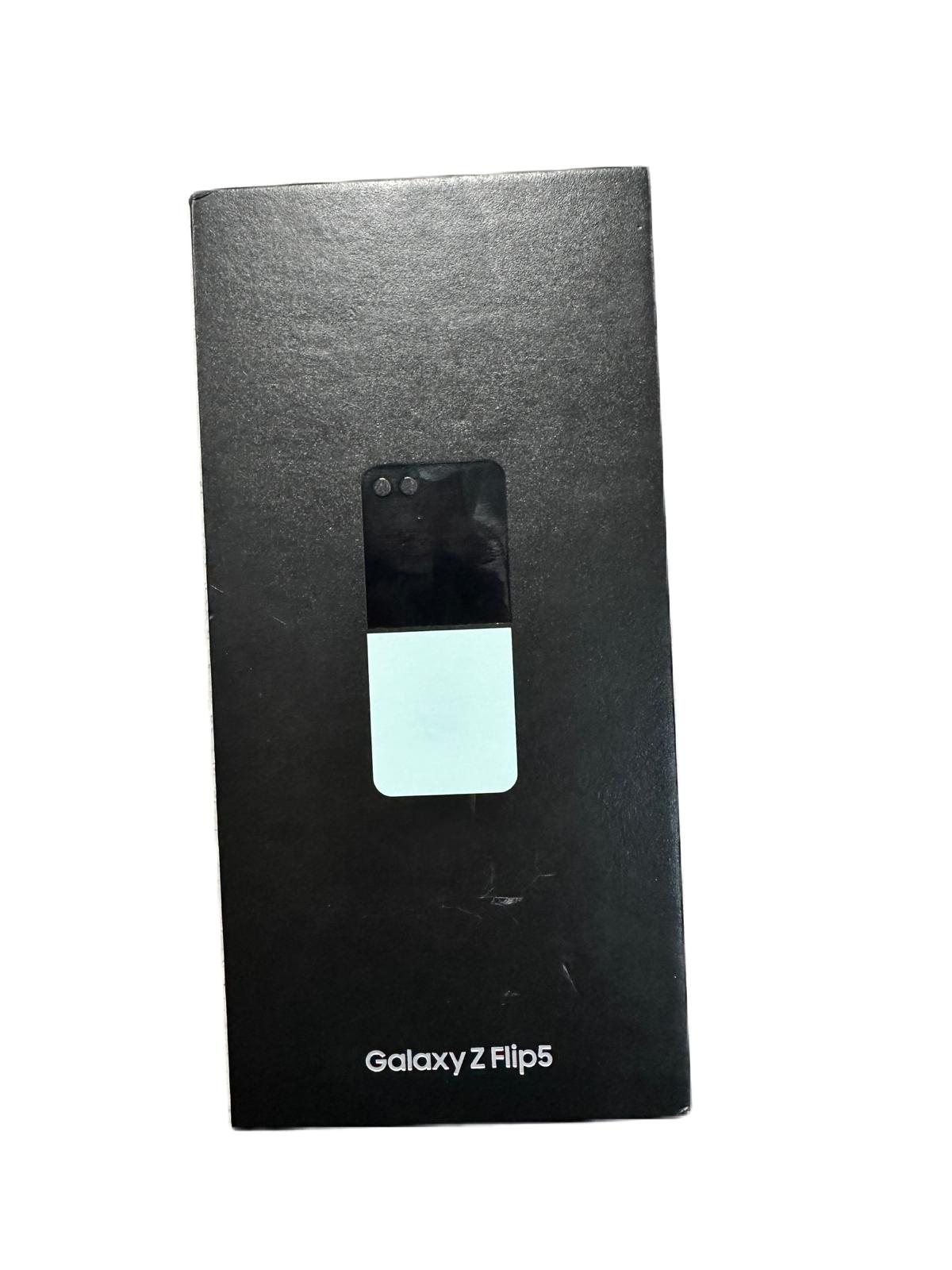 Samsung Z flip 5 Mint colour Boxed Sealed Brand new  