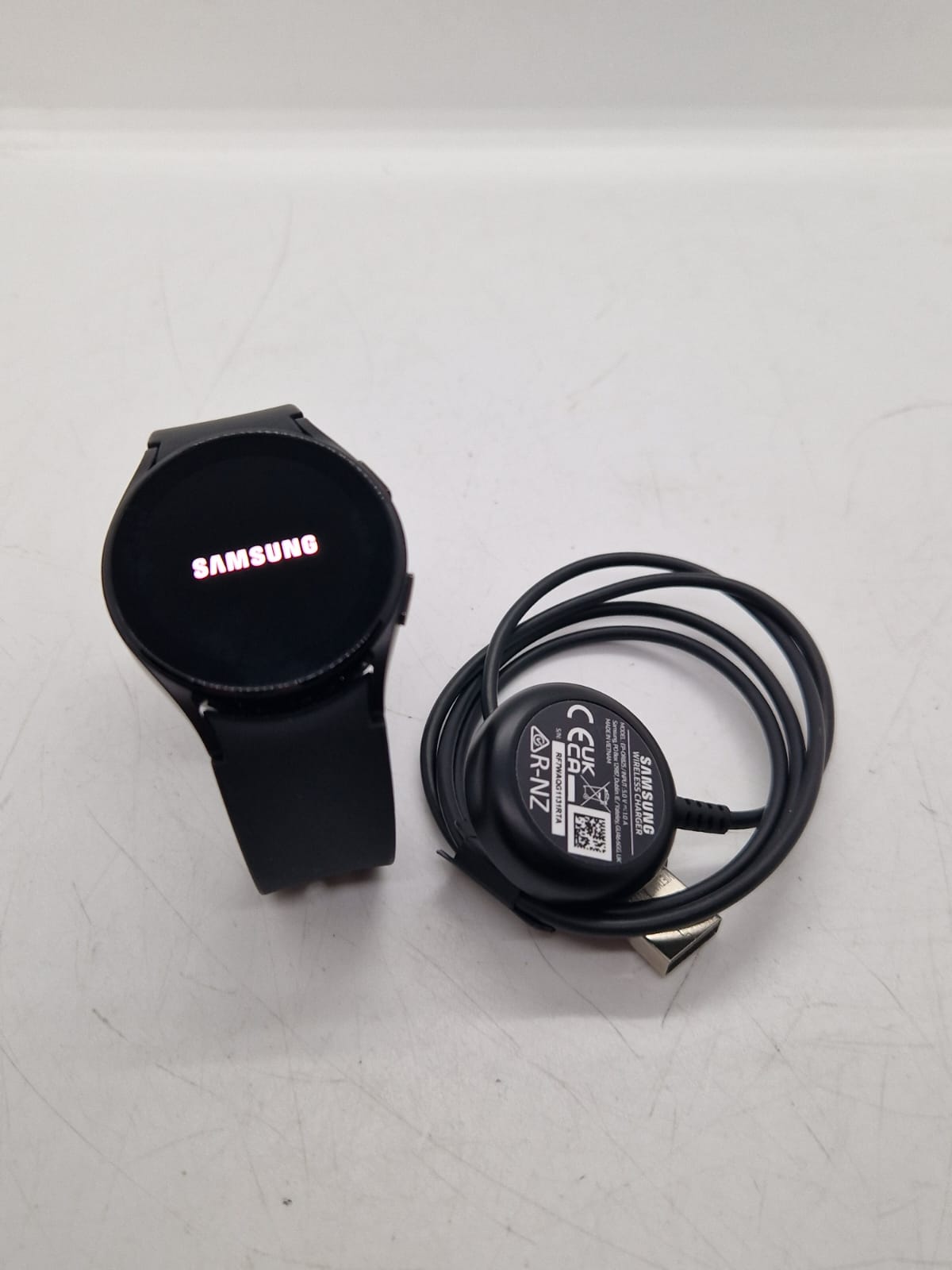 Samsung Galaxy Watch4 SM-R860 40mm Aluminium Case with Sport Band - Black