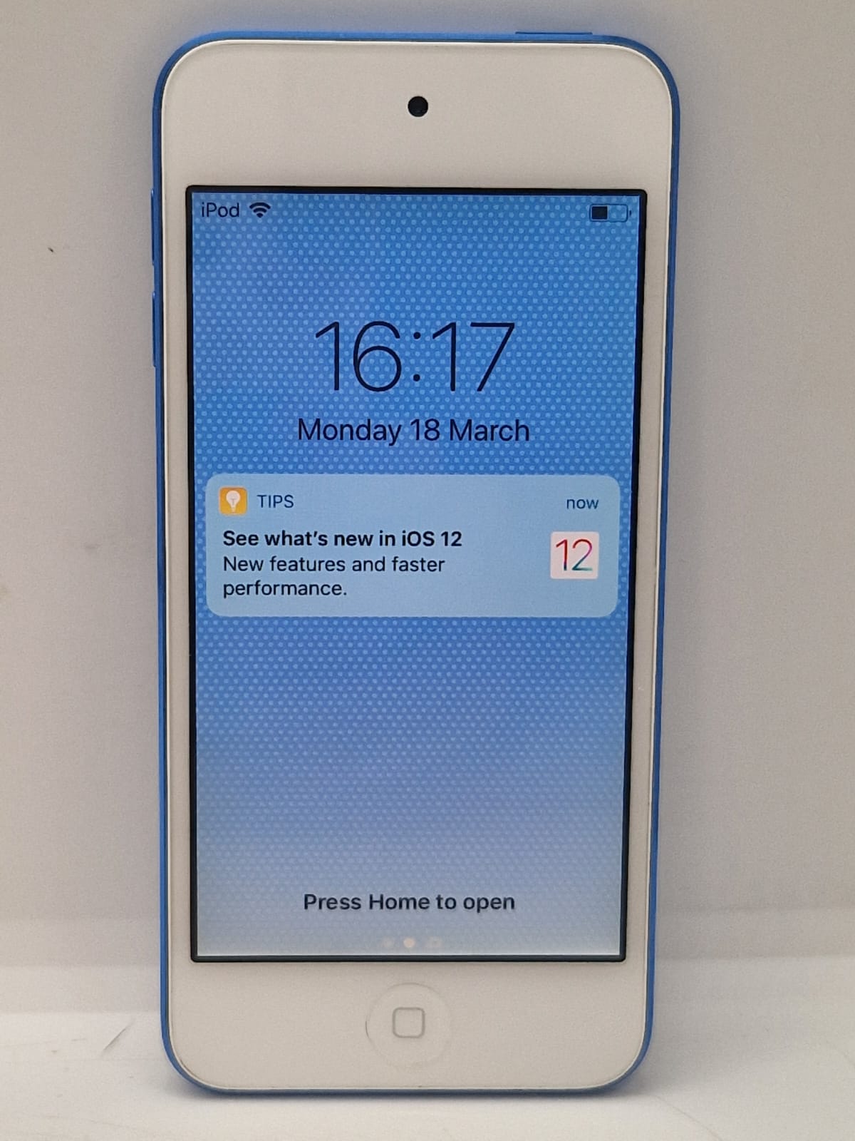 Apple iPod Touch 6th Generation 32GB - Blue (MKHV2BT/A)