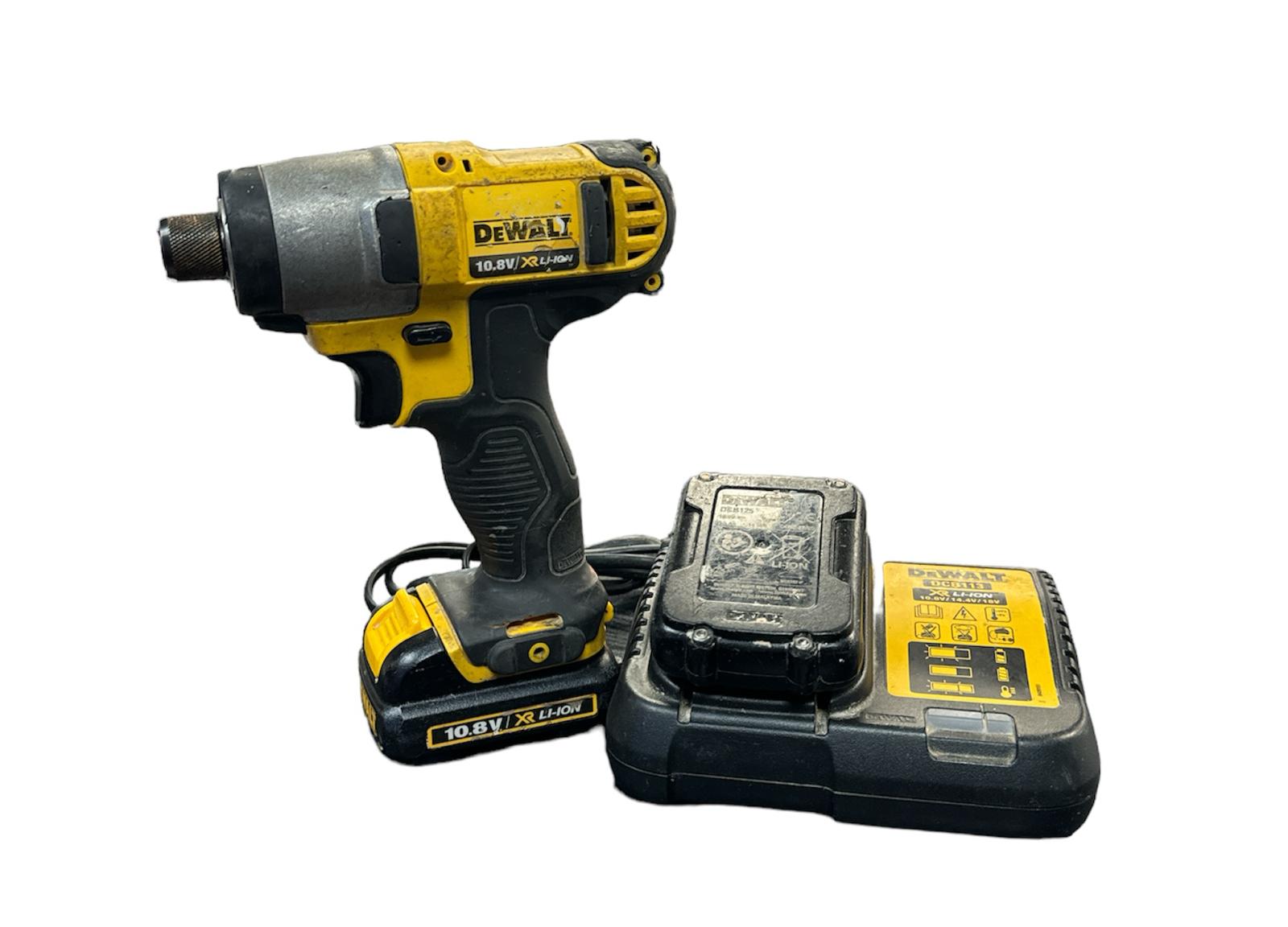 Dewalt DCF015 With 2 Battery's And Charger