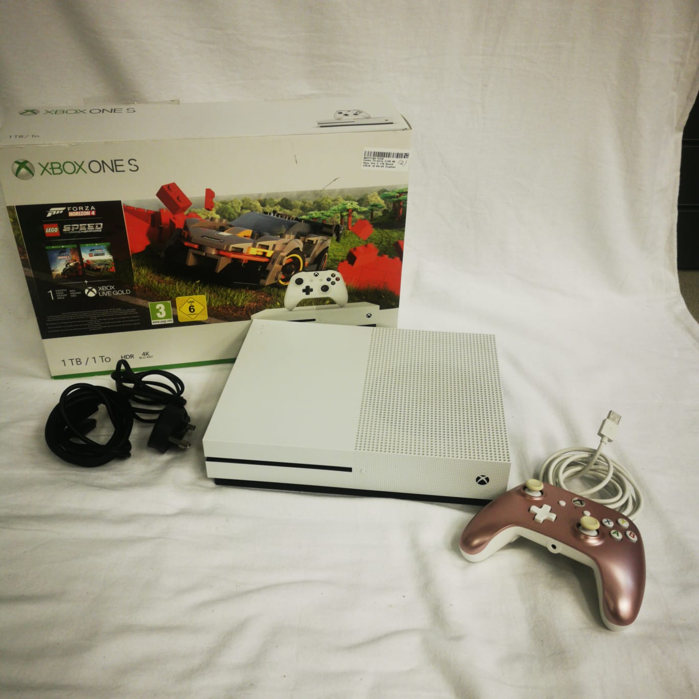 XBox One S 1TB, X1 Controller,All Leads, Boxed